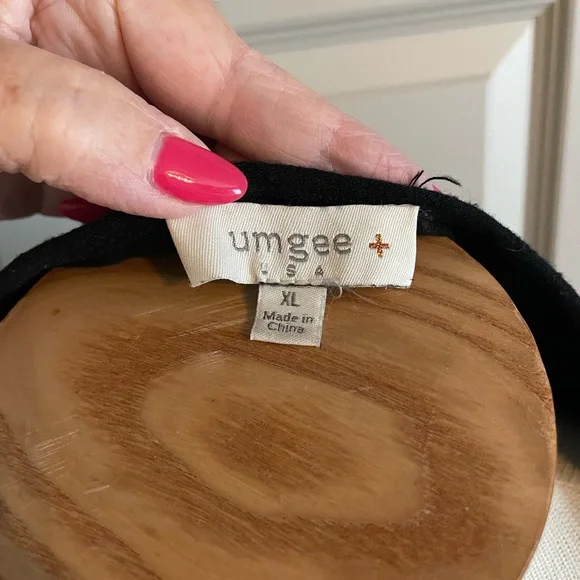 Umgee Black and Leopard Print Pantsuit - Picture 8 of 9